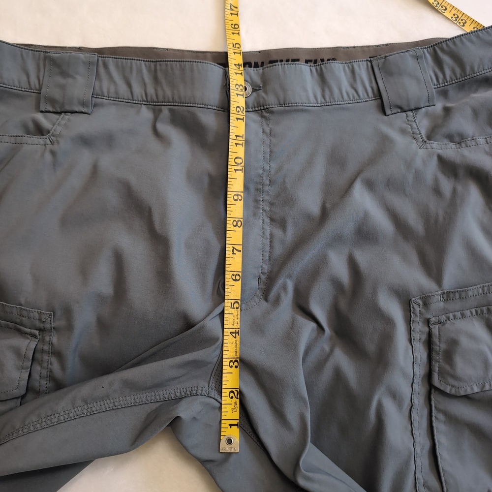 Duluth Trading Co Dry on the Fly Cargo Pants Mens 46x30 Gray Relaxed Fit Stretch - Picture 7 of 8